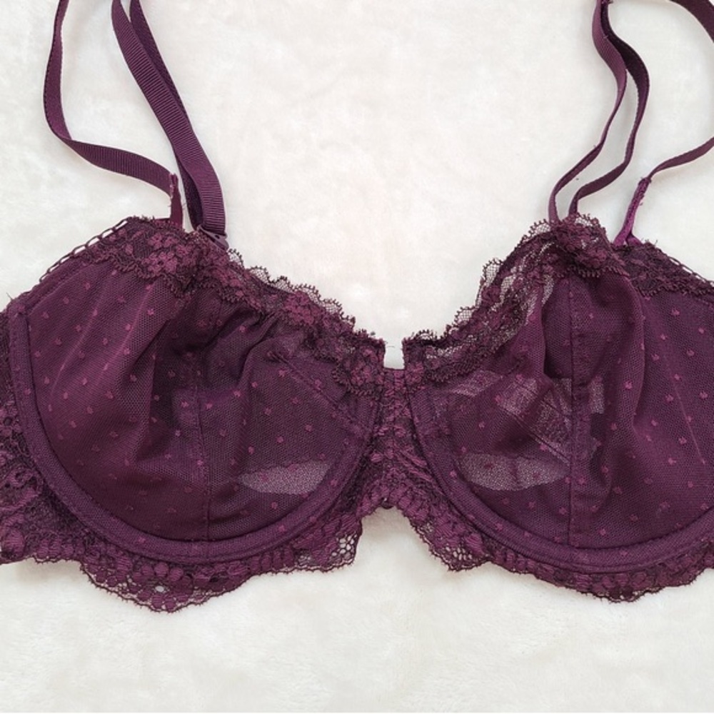 Victoria's Secret Plum push up Lace Bra